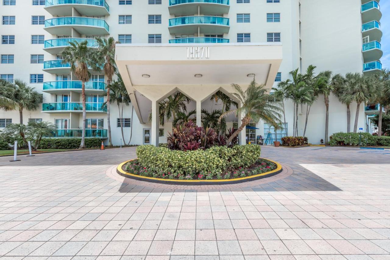 מיאמי ביץ' Ocean Reserve Luxury Condos Across From Sunny Isles Beach מראה חיצוני תמונה