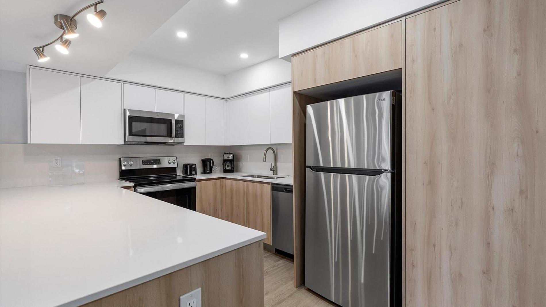 מיאמי ביץ' Ocean Reserve Luxury Condos Across From Sunny Isles Beach מראה חיצוני תמונה
